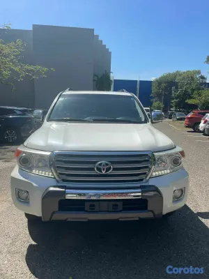 2015 Toyota Land Cruiser — foto 1 / 9