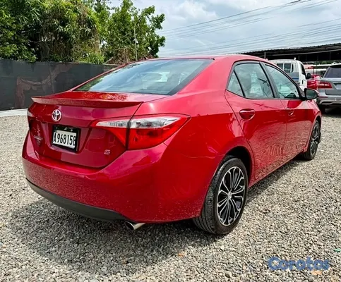 2016 Toyota Corolla — foto 4 / 10