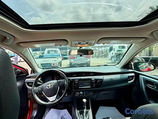 2016 Toyota Corolla — foto 7 / 10