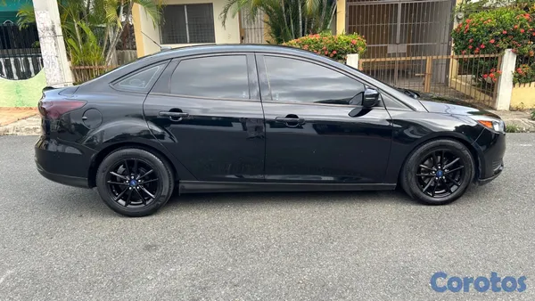2016 Ford 2016 Ford Focus SE — foto 6 / 7