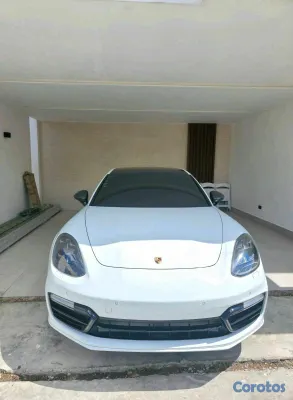 2019 Porsche Panamera — foto 10 / 10