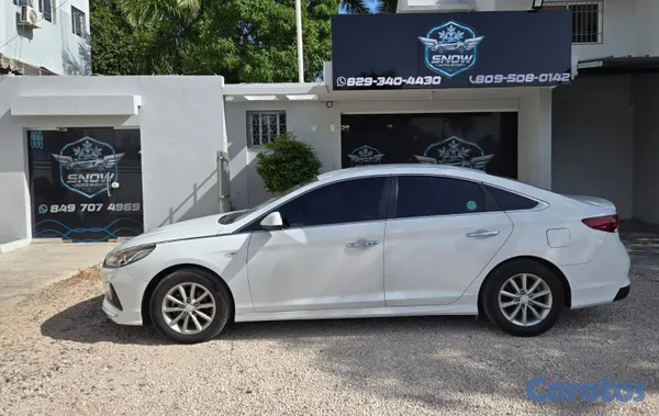 2018 Hyundai Sonata — foto 6 / 16