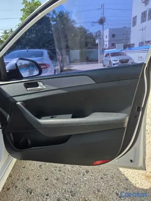 2018 Hyundai Sonata — foto 11 / 16