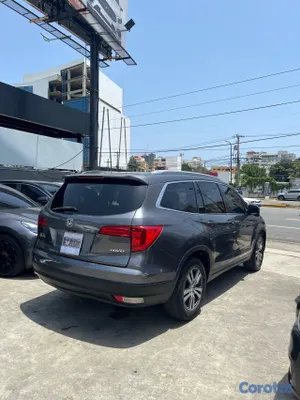 2016 Honda Pilot — foto 7 / 12