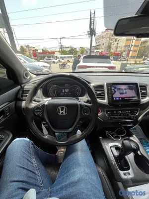 2016 Honda Pilot — foto 9 / 12