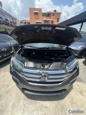 2016 Honda Pilot — foto 12 / 12