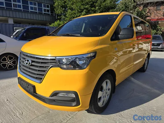 2021 Hyundai Grand Starex — foto 2 / 10
