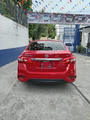 2018 Nissan Sentra — foto 3 / 8