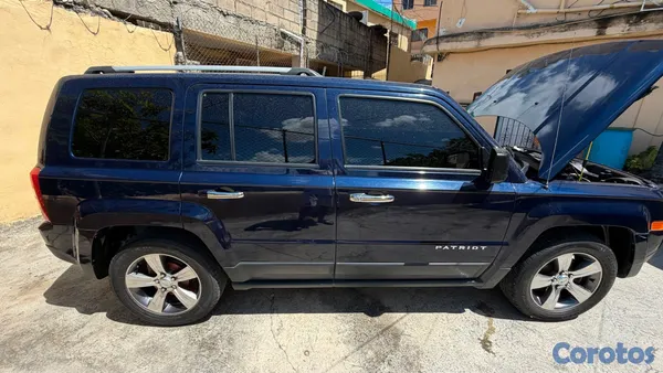 2017 Jeep Patriot — foto 7 / 14