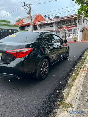 2017 Toyota Corolla — foto 4 / 10