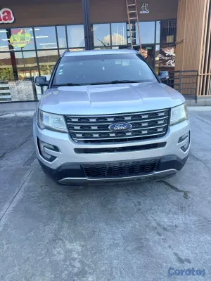 2016 Ford Explorer — foto 3 / 7