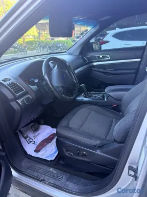 2016 Ford Explorer — foto 4 / 7