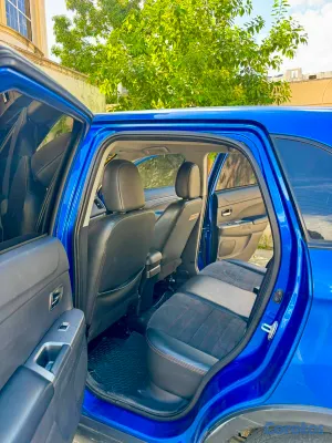 2018 Mitsubishi Outlander — foto 9 / 11