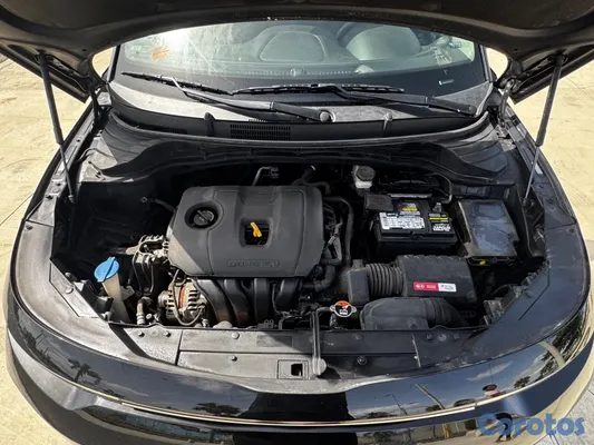 2021 Kia Soluto — foto 7 / 9