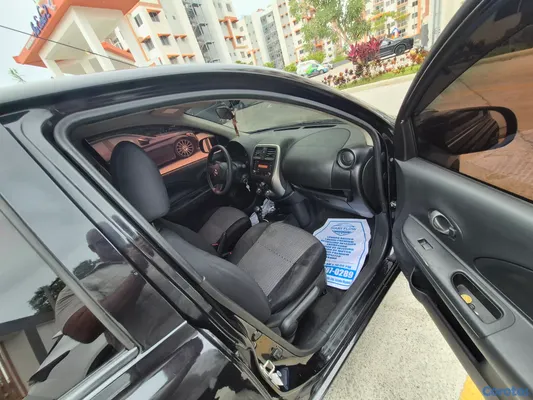 2015 Nissan March — foto 5 / 11