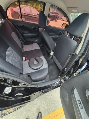 2015 Nissan March — foto 9 / 11