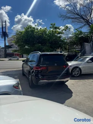 2020 Mercedes-Benz Clase GLB — foto 9 / 10