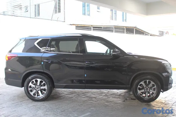 2026 KGM Rexton — foto 3 / 5