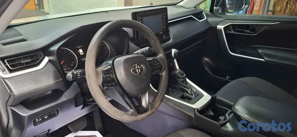 2020 Toyota Rav-4 — foto 7 / 8