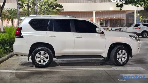 2019 Toyota Land Cruiser Prado — foto 9 / 11
