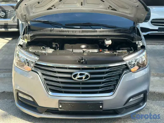 2020 Hyundai Grand Starex — foto 6 / 10