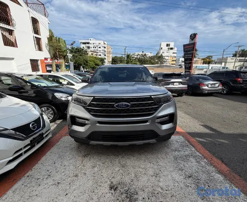 2020 Ford Explorer
