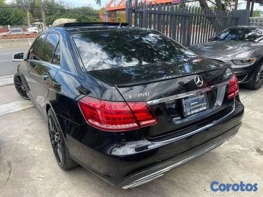 2015 Mercedes-Benz Clase E — foto 2 / 10