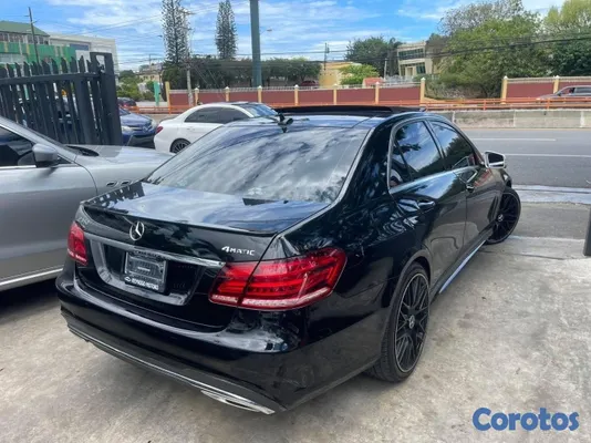 2015 Mercedes-Benz Clase E — foto 3 / 10