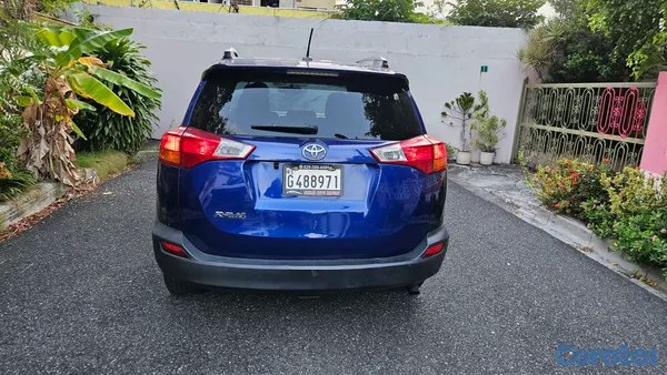 2015 Toyota Rav-4 — foto 5 / 12
