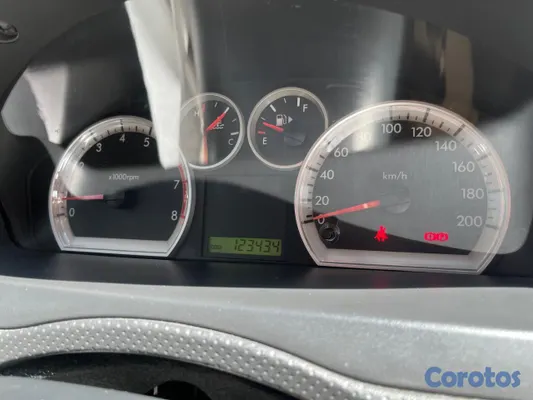 2016 Chevrolet Aveo — foto 4 / 5