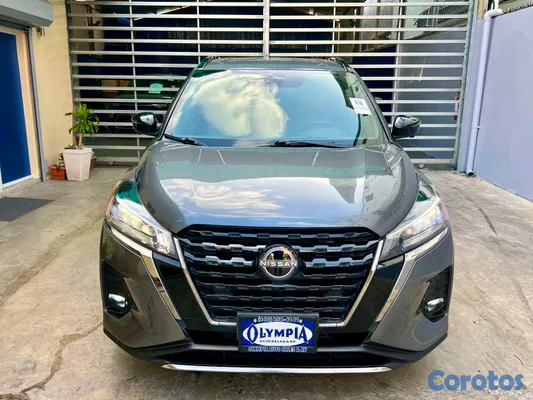 2023 Nissan Kicks — foto 1 / 15