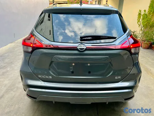 2023 Nissan Kicks — foto 4 / 15