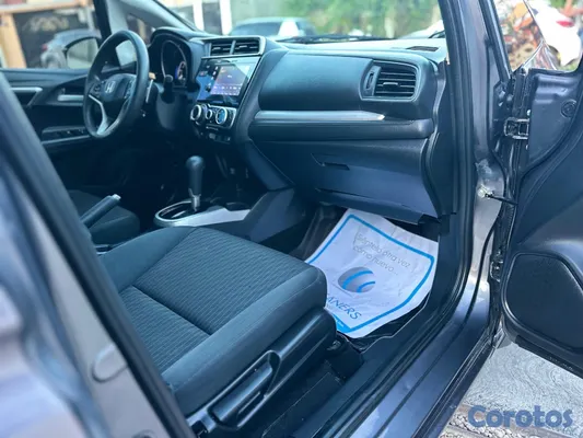 2020 Honda Fit — foto 6 / 9