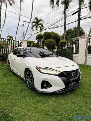 2019 Nissan Maxima — foto 2 / 9