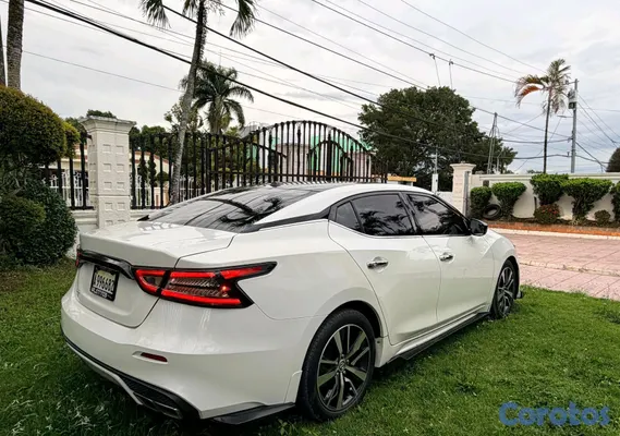 2019 Nissan Maxima — foto 4 / 9