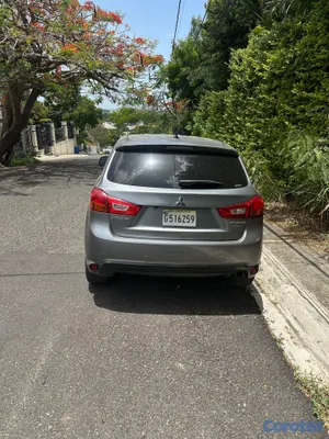 2015 Mitsubishi Outlander — foto 9 / 11