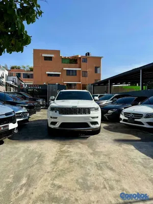 2018 Jeep Grand Cherokee — foto 2 / 10