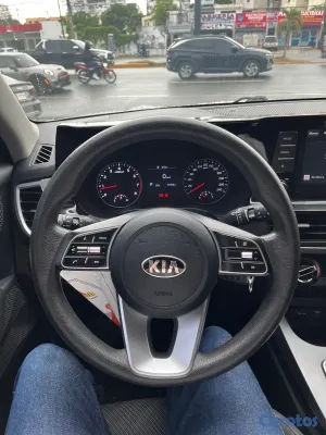 2021 Kia Seltos — foto 10 / 11
