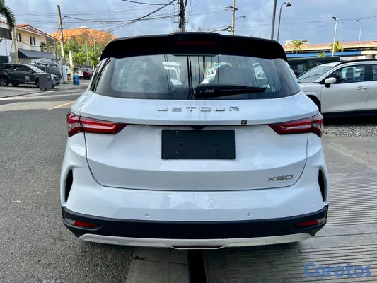2027 Jetour X50 — foto 8 / 11