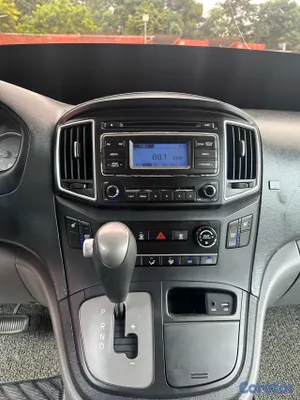 2018 Hyundai Grand Starex — foto 2 / 9