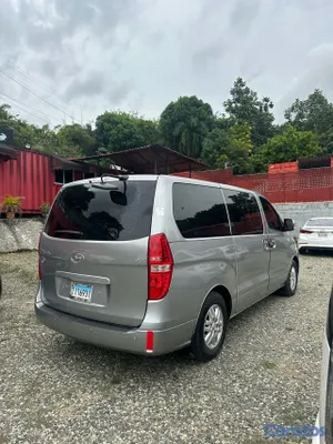 2018 Hyundai Grand Starex — foto 9 / 9