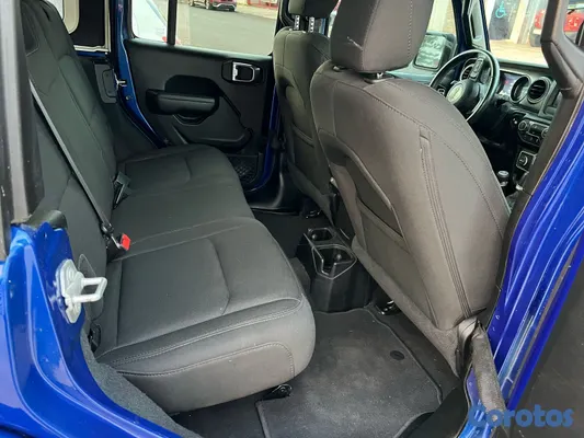 2020 Jeep Wrangler — foto 3 / 9