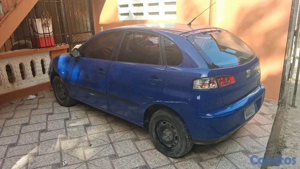 2003 Seat Ibiza — foto 1 / 3