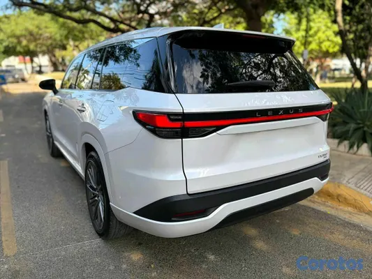 2024 Lexus tx luxury — foto 13 / 13
