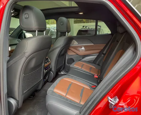2025 Mercedes-Benz Clase GLE — foto 8 / 13