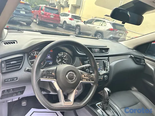 2020 Nissan Rogue — foto 6 / 6