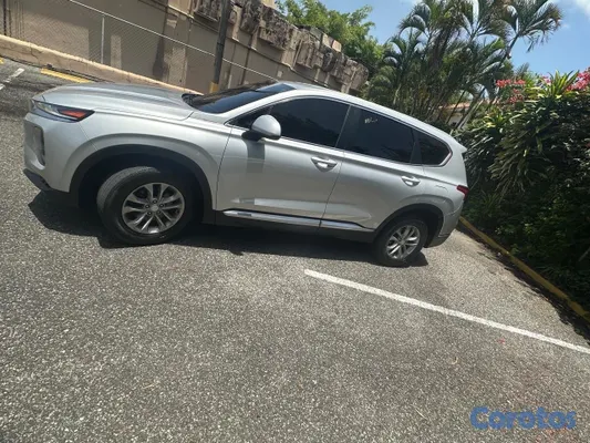 2019 Hyundai Santa Fe — foto 2 / 4