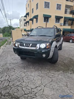 2004 Nissan Frontier — foto 5 / 12