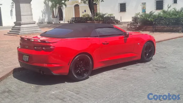2021 Chevrolet Camaro — foto 8 / 8