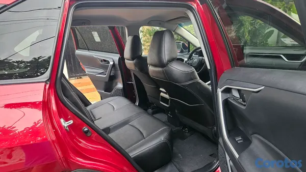 2021 Toyota Rav-4 — foto 13 / 14